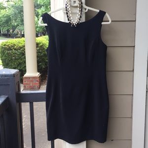 Black Dress*Open Back*Bow and Zipper